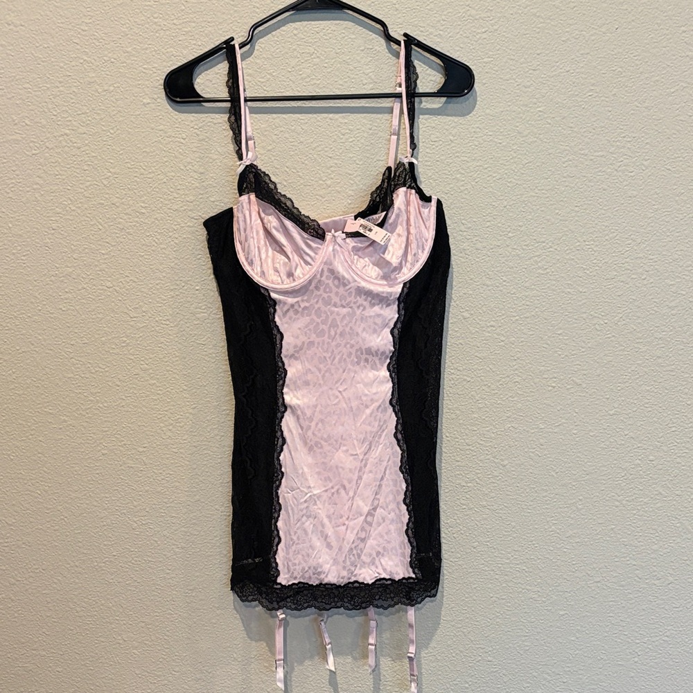 NWT Victoria’s Secret L Lace Trim Chemise - Pink and Black